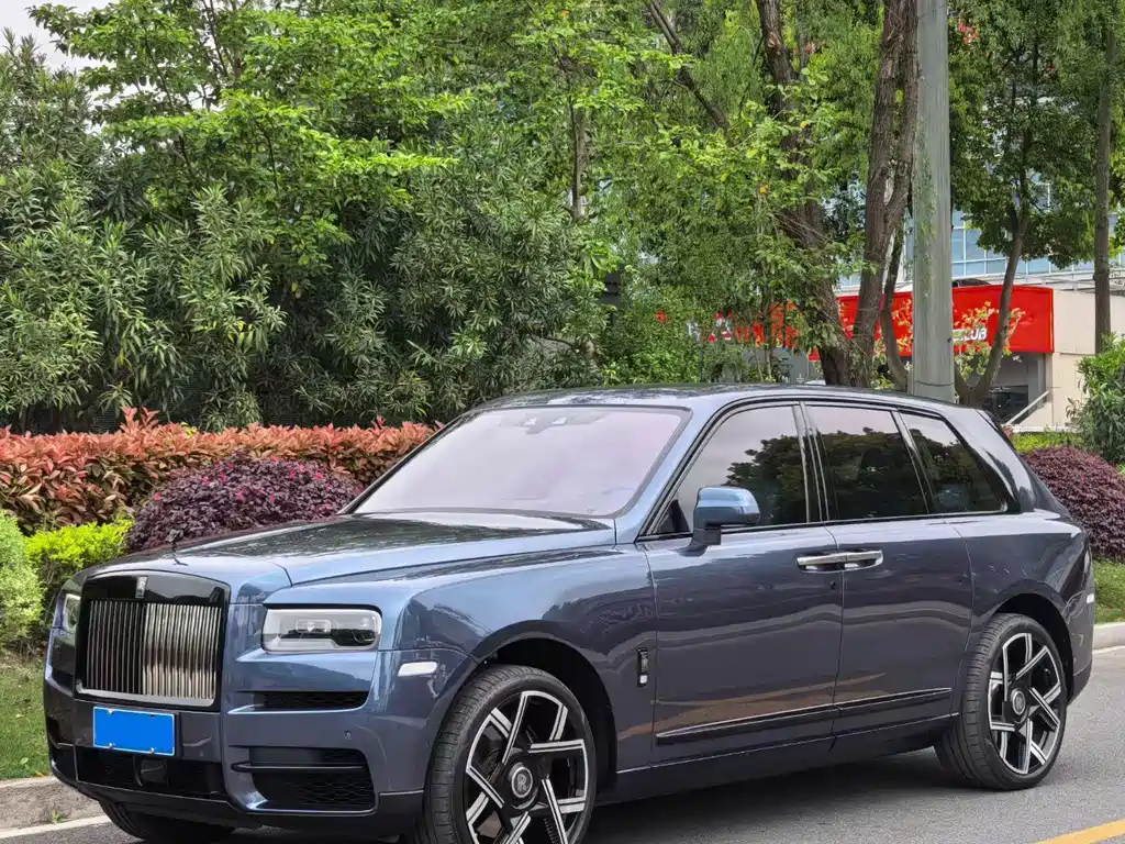 Rolls-Royce Cullinan 2025