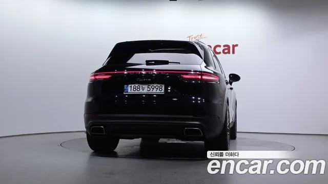 Porsche Cayenne 2022