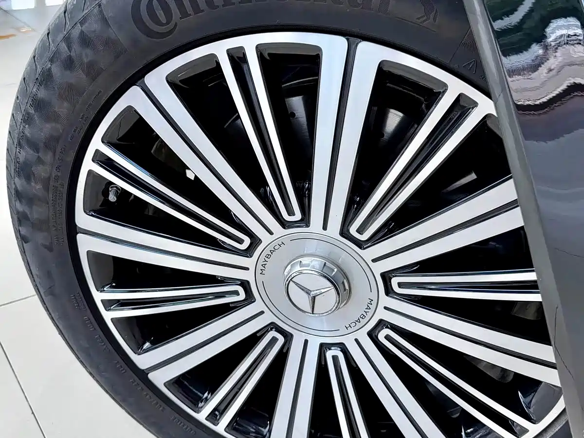 Mercedes-Benz Maybach GLS 2024