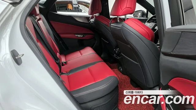 Lexus NX 2023