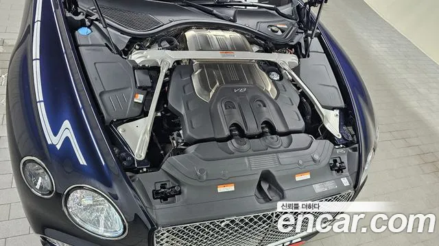 Bentley Continental 2021