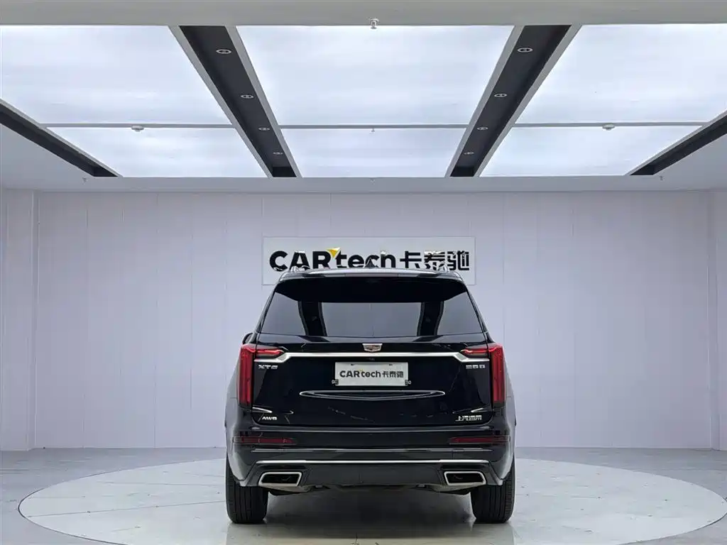 Cadillac XT6 2023