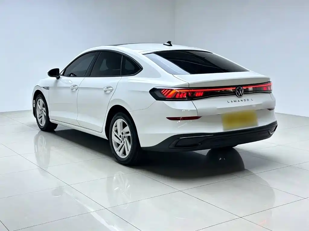 Volkswagen Lamando 2023