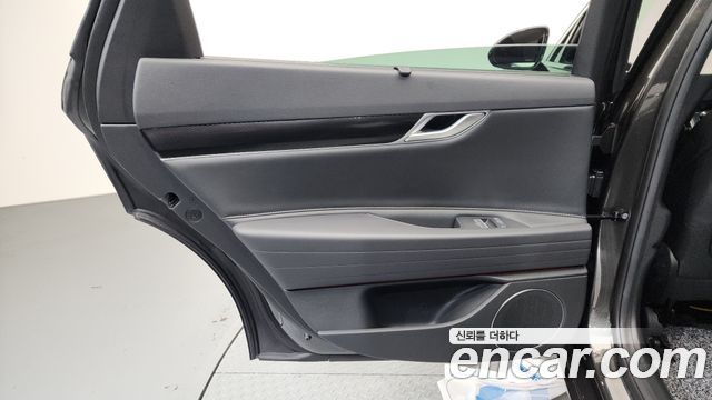 Genesis G80 2024