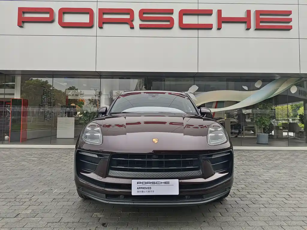 Porsche Macan 2024