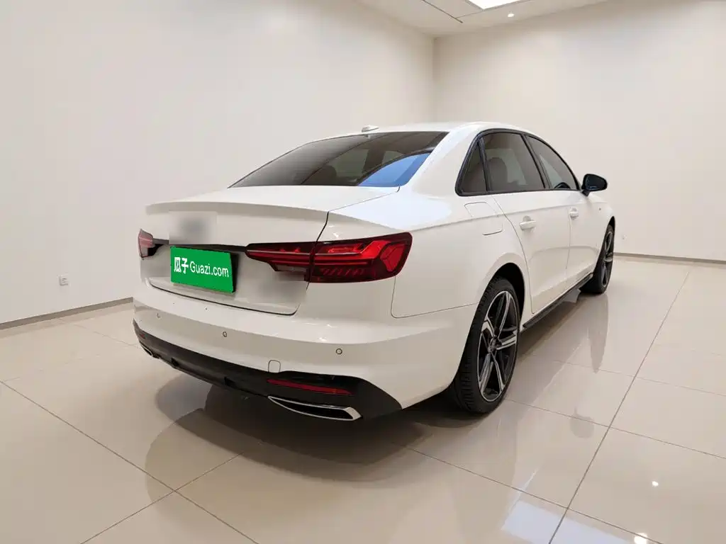 Audi A4 2024