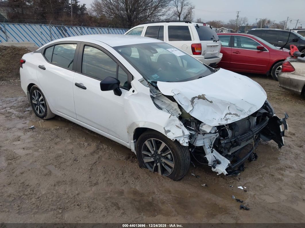 Nissan Versa 2024