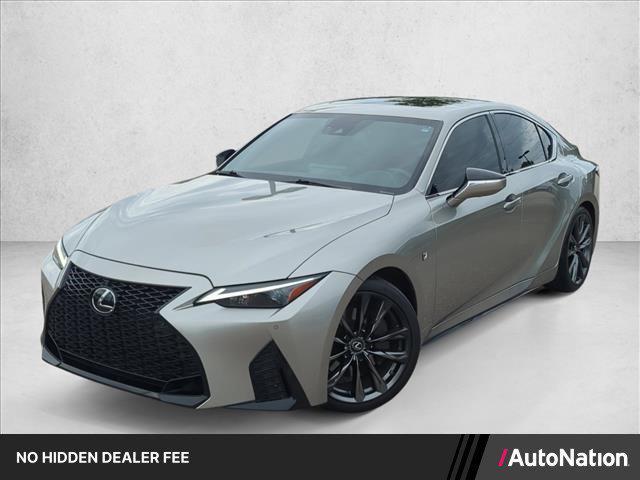 Lexus IS 2023