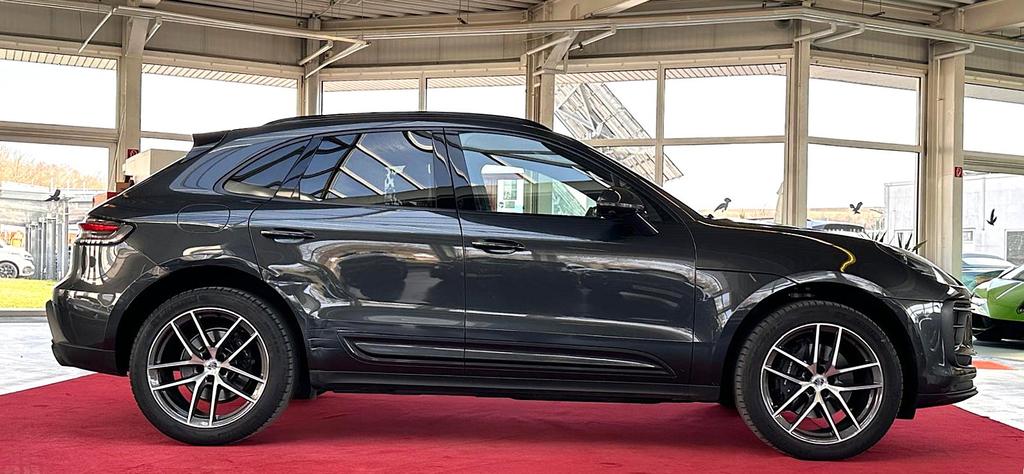 Porsche Macan 2023
