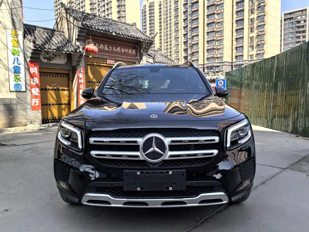 Mercedes-Benz GLB 2022