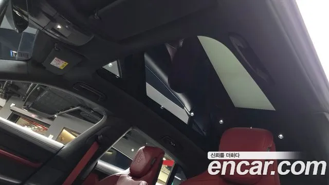 Porsche Taycan 2022