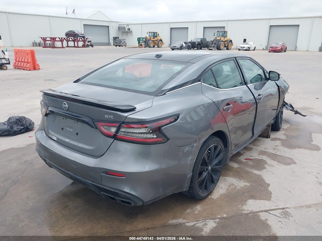 Nissan Maxima 2021