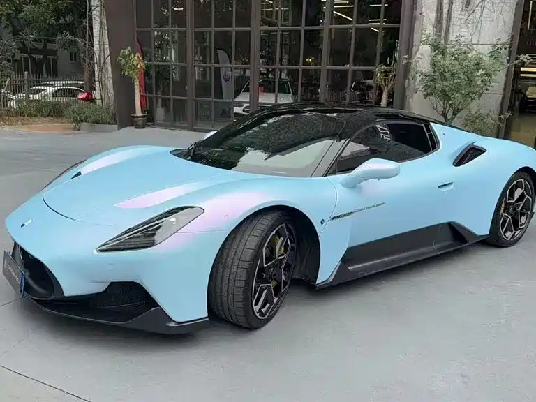 Maserati MC20 2023