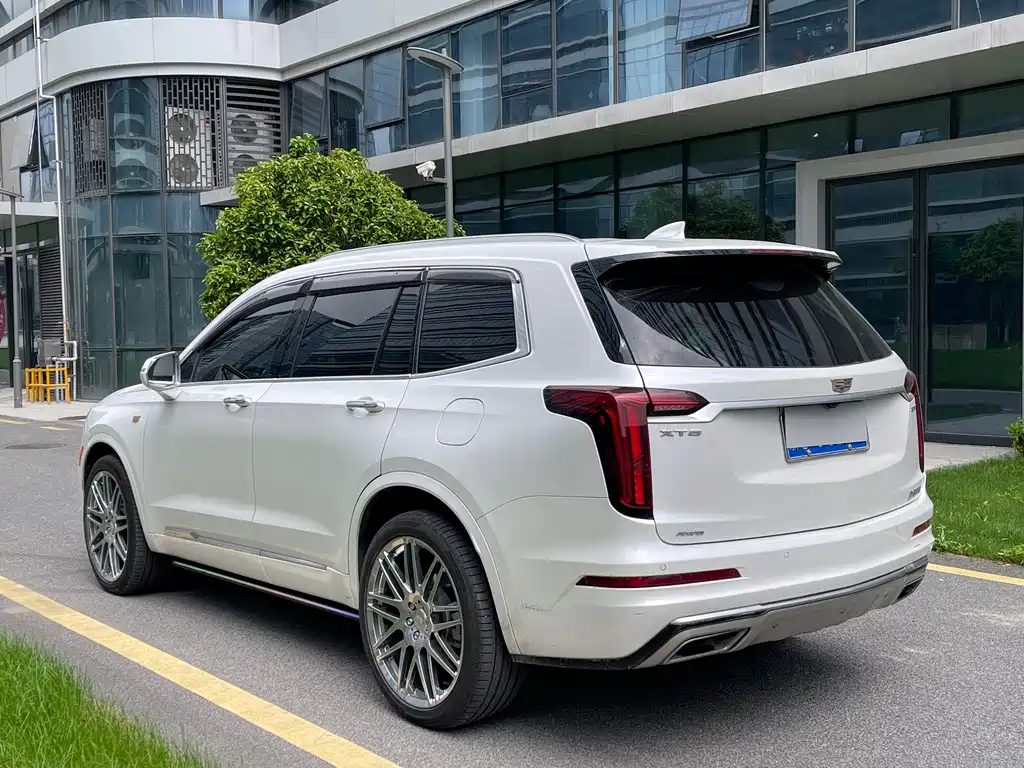 Cadillac XT6 2021