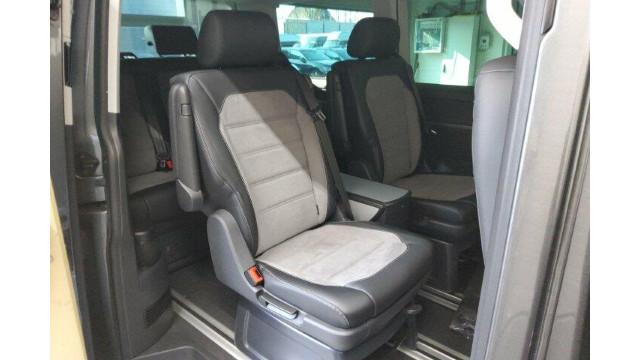 Volkswagen T6 MULTIVAN 2023
