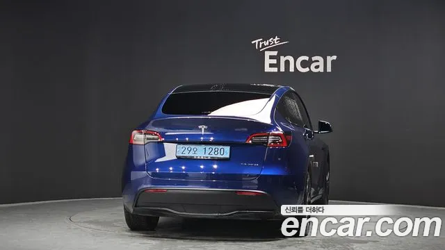 Tesla Model Y 2021