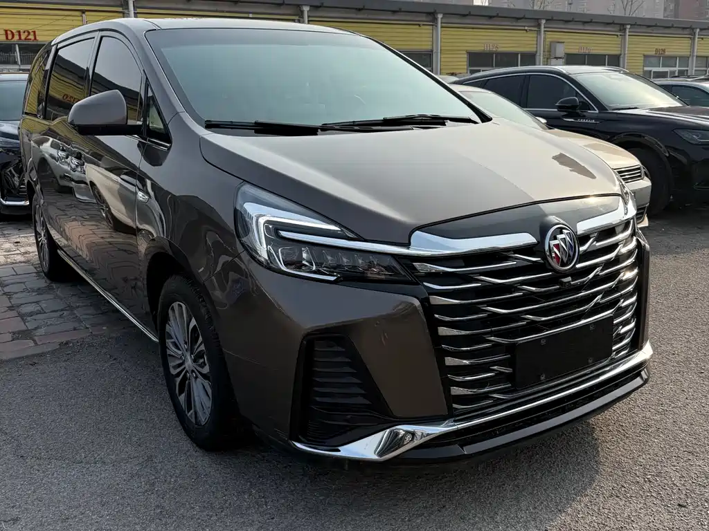 Buick GL8 2023