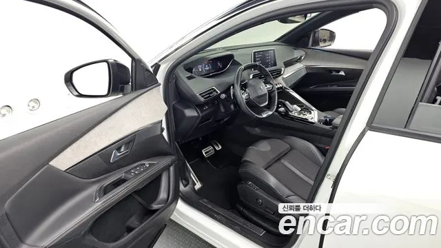Peugeot 5008 2022