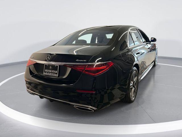 Mercedes-Benz S-Класс 2023