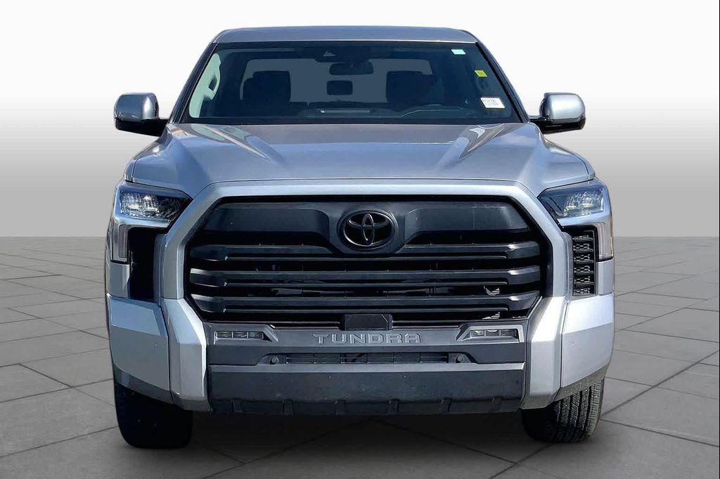 Toyota Tundra 2024