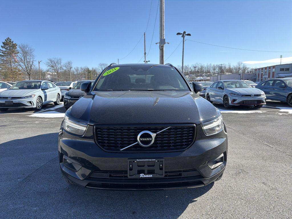 Volvo XC40 2021