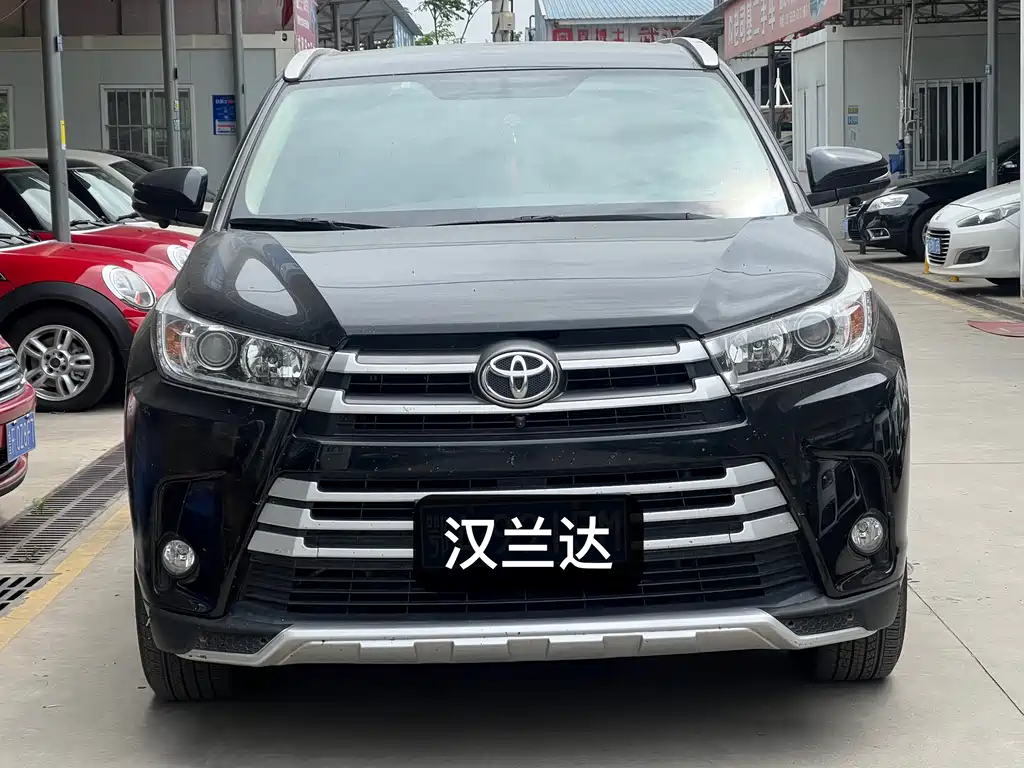 Toyota Highlander 2021
