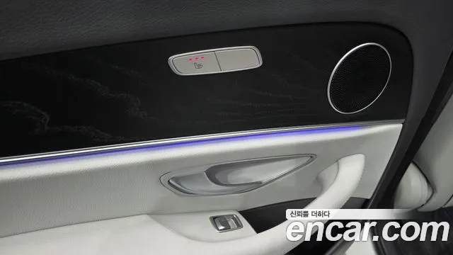 Mercedes-Benz E-Класс 2023