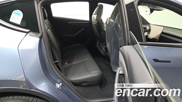 Tesla Model Y 2026