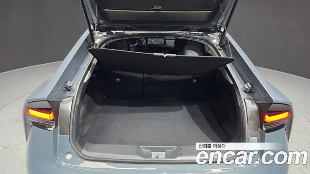 Toyota Prius 2024
