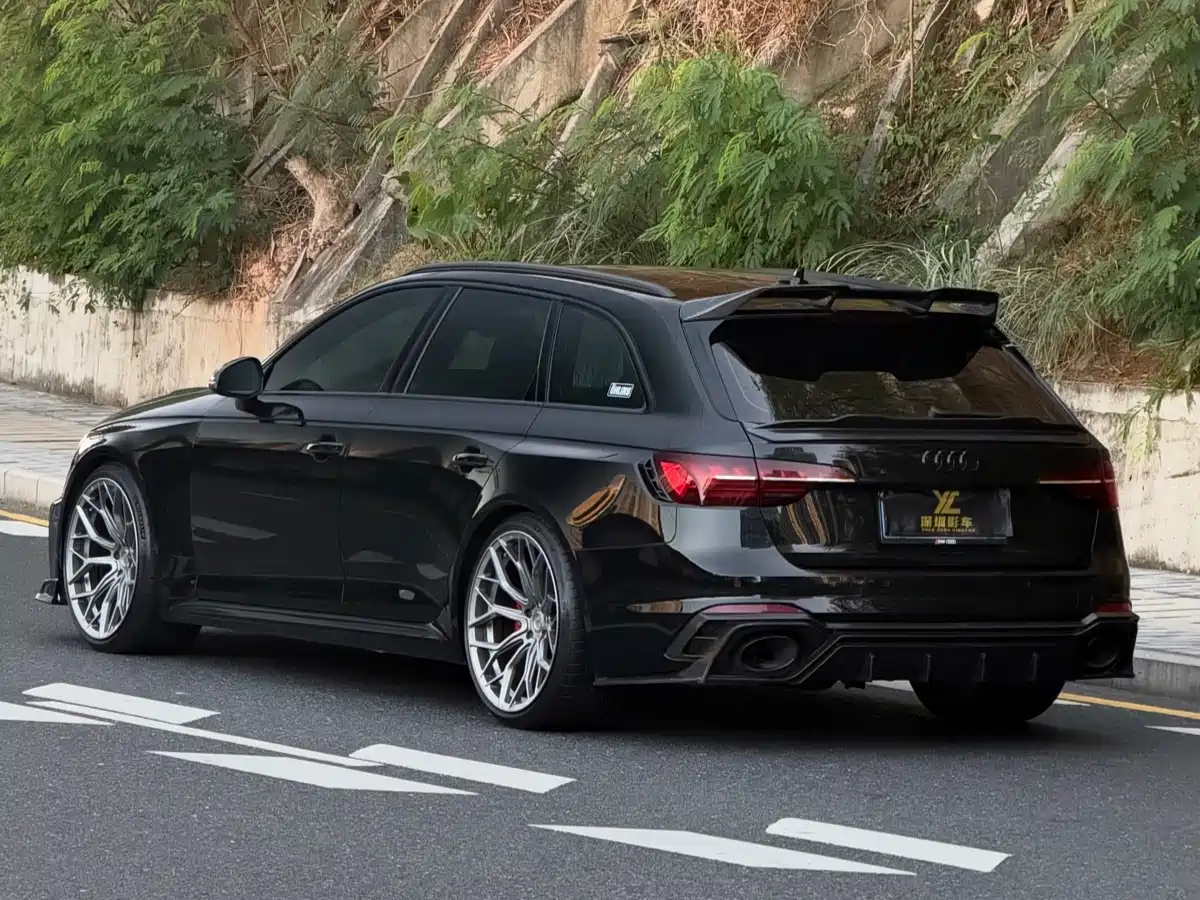 Audi RS 4 2024