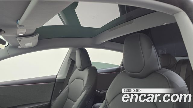 Tesla Model 3 2025