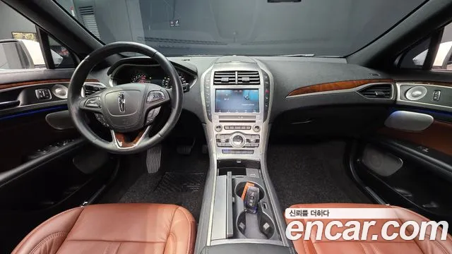 Lincoln MKZ 2020