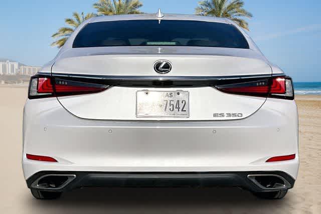 Lexus ES 2023