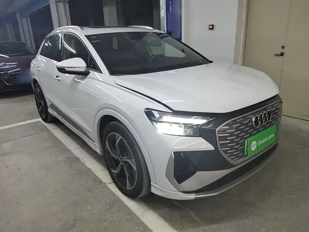 Audi Q4 e-tron 2025