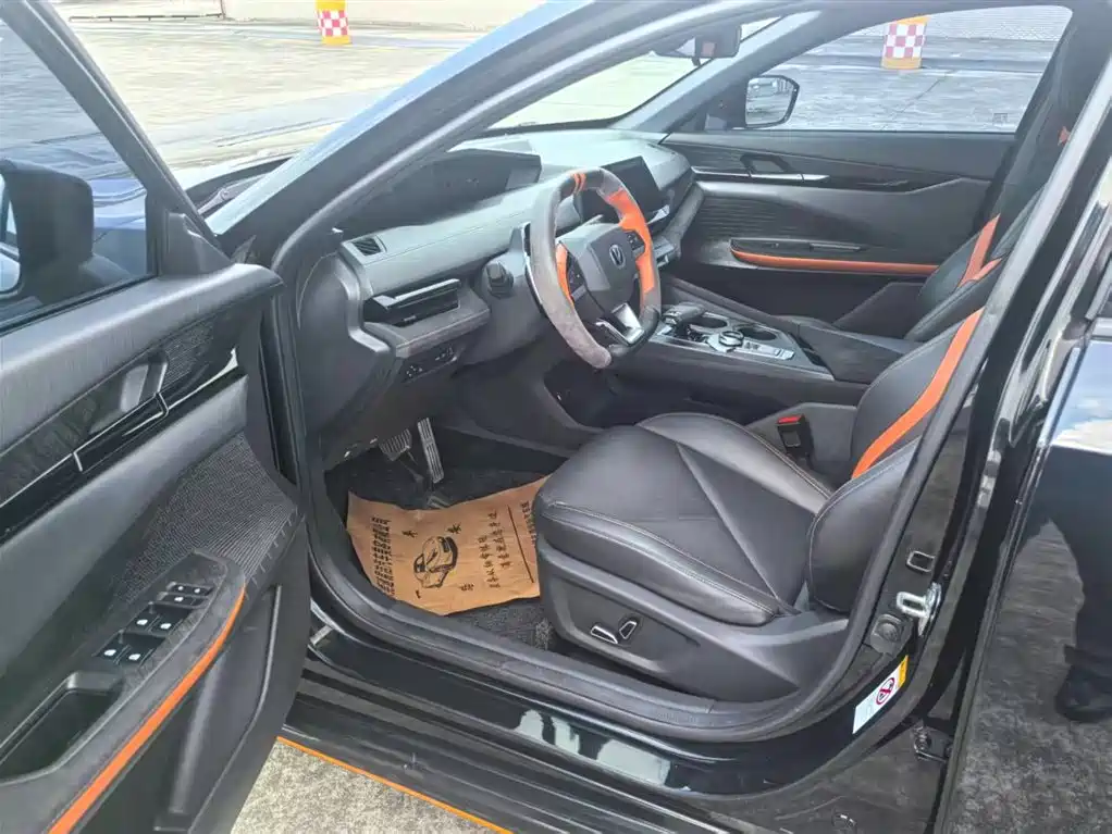Changan UNI-V 2022