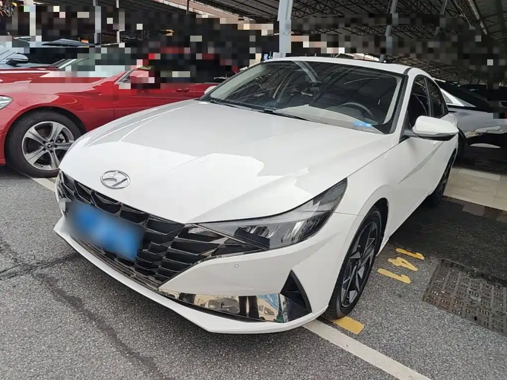 Hyundai Elantra 2021