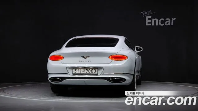 Bentley Continental 2020