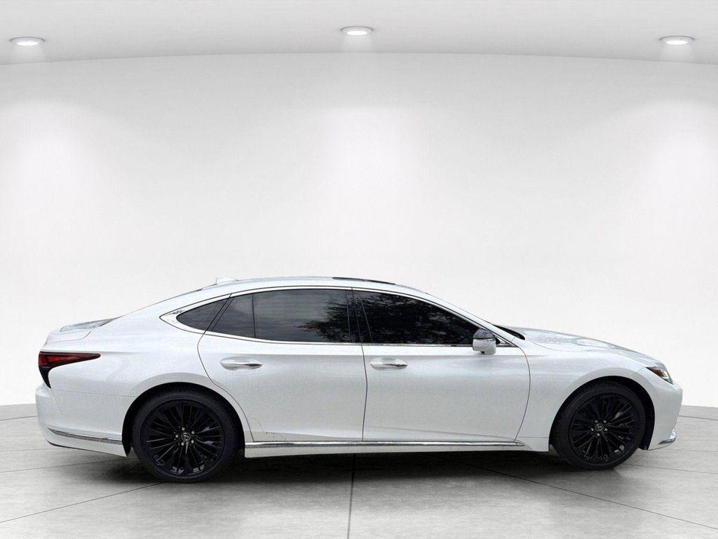 Lexus LS 500 2023