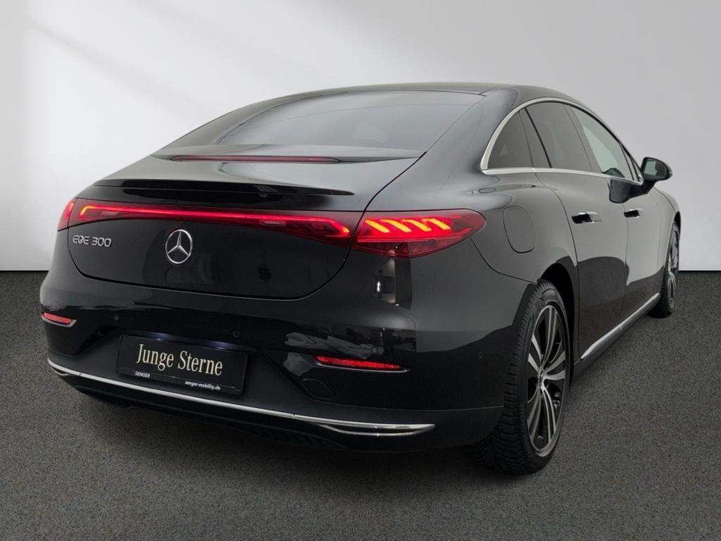 Mercedes-Benz EQE 2022