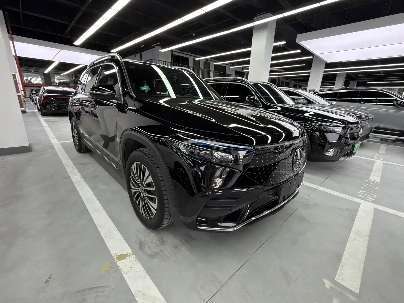 Mercedes-Benz EQB 2026