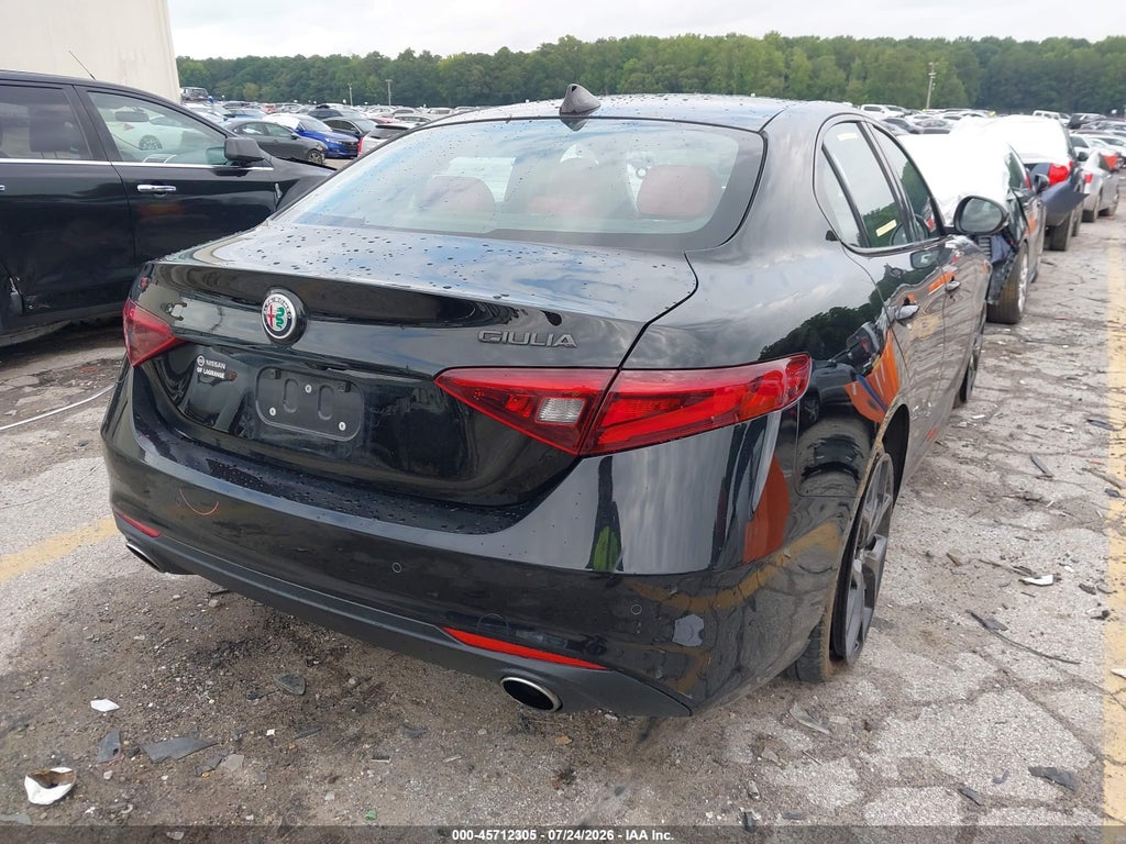 Alfa Romeo Giulia 2021