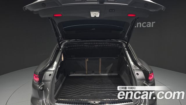 Porsche Cayenne 2021