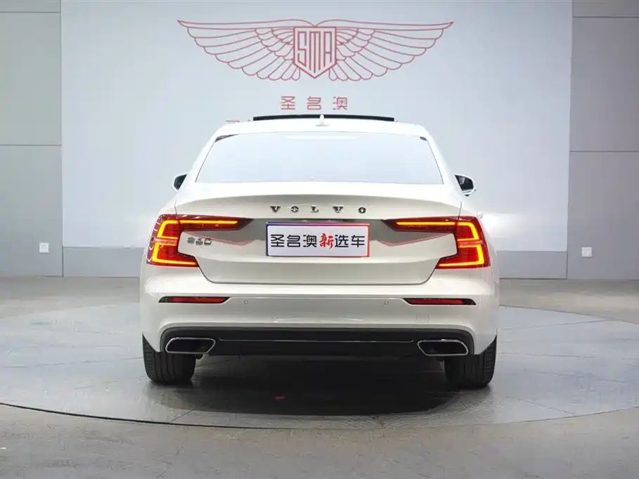 Volvo S60 2021