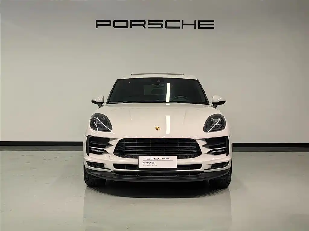 Porsche Macan 2021
