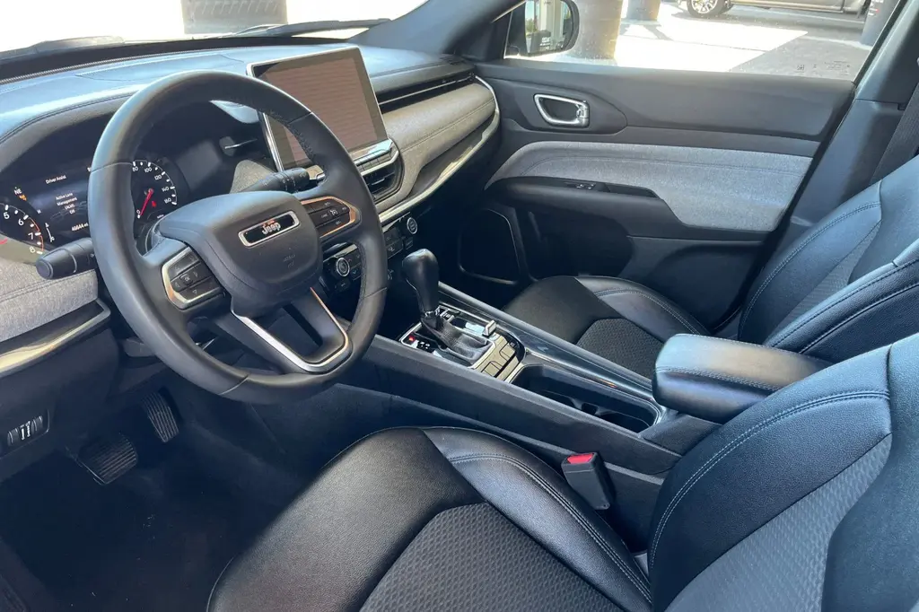 Jeep Compass 2024