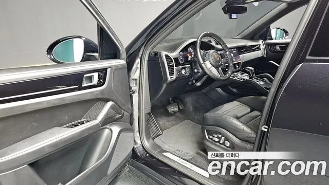 Porsche Cayenne 2020