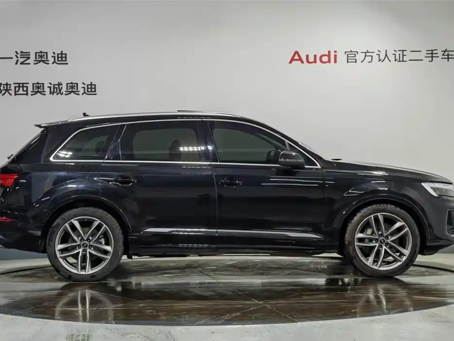 Audi Q7 2025