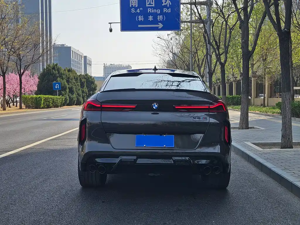 BMW X6 M 2023