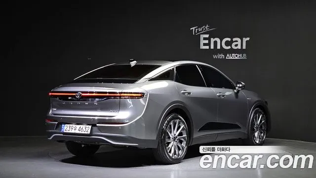 Toyota Crown 2024