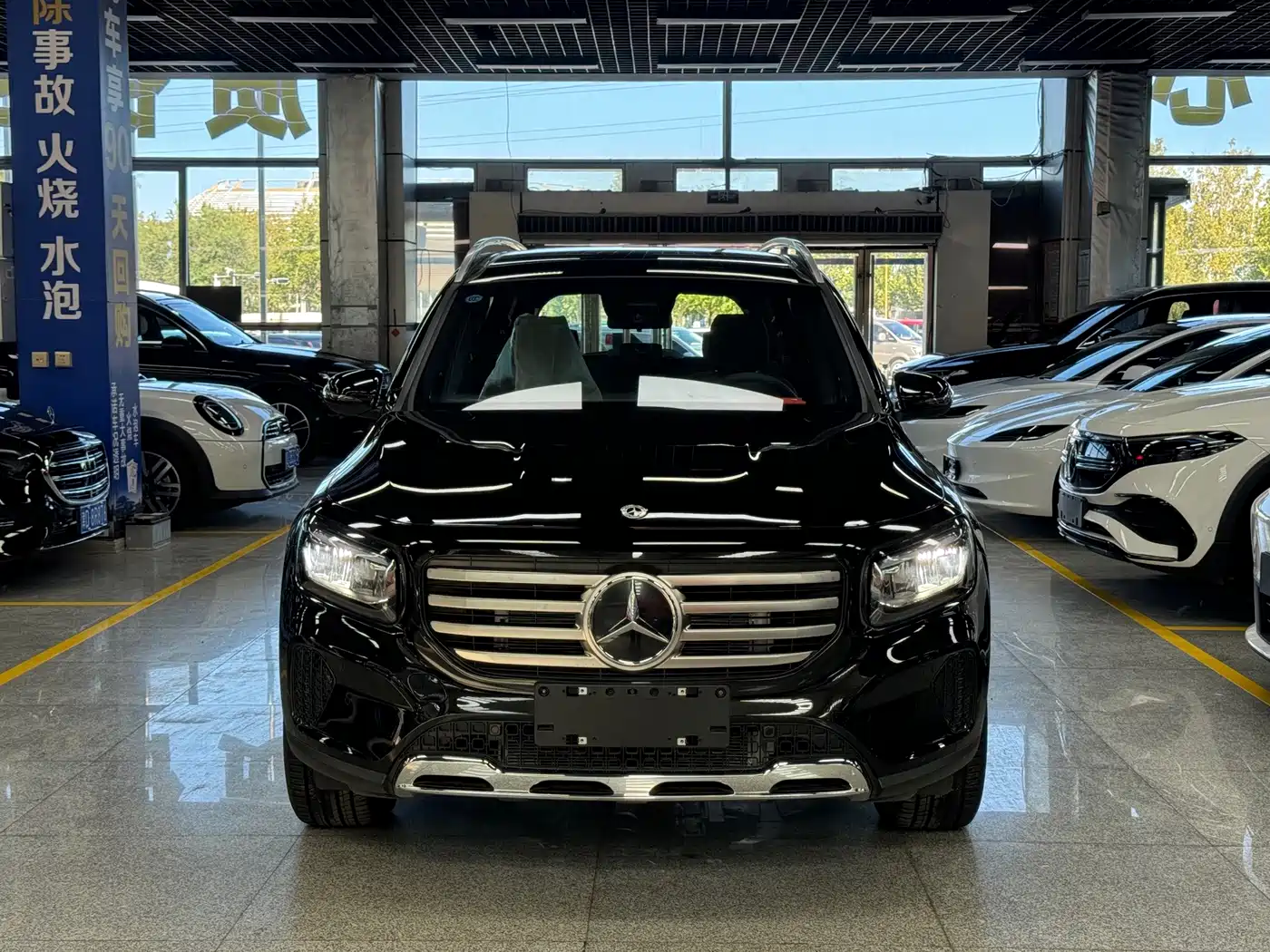 Mercedes-Benz GLB 2026